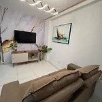 Apartamento De 2 Quartos Na Beira Mar Com Todos Os Quartos Com Vista Mar